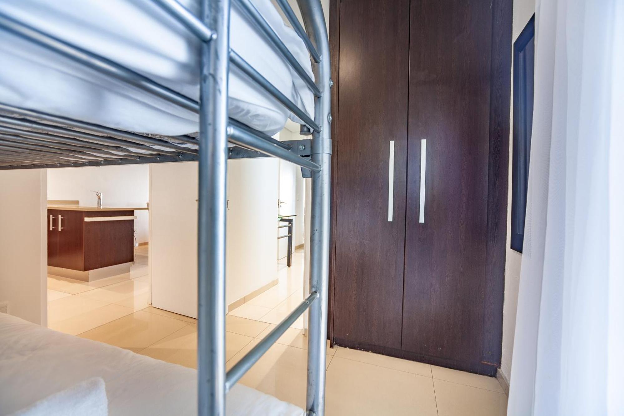 Modern Beachfront With Ocean Views - Infinity G9, Blouberg, Cape Town Bloubergstrand Exterior foto