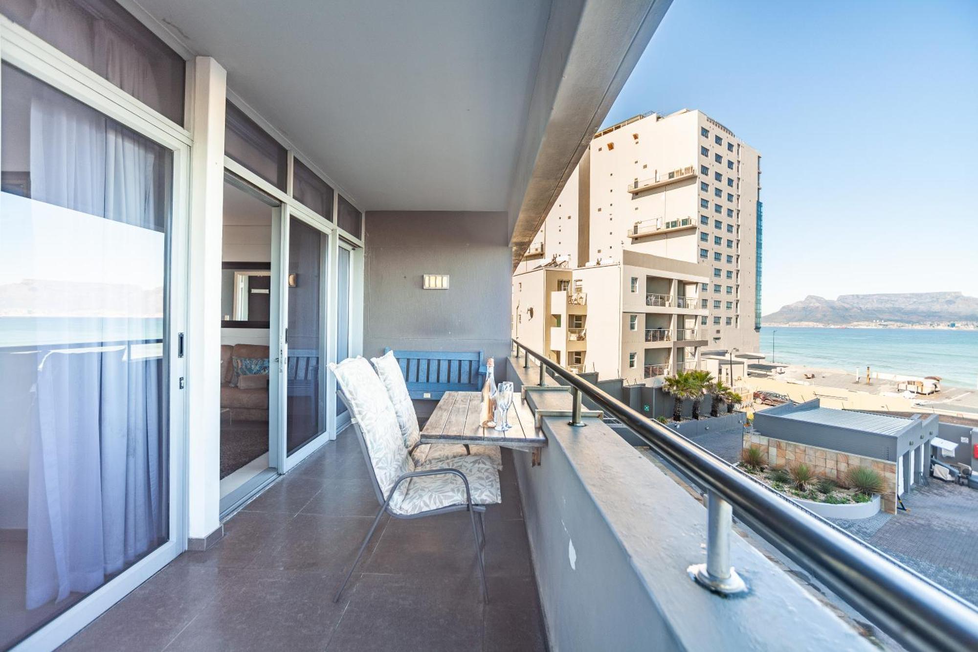Modern Beachfront With Ocean Views - Infinity G9, Blouberg, Cape Town Bloubergstrand Exterior foto